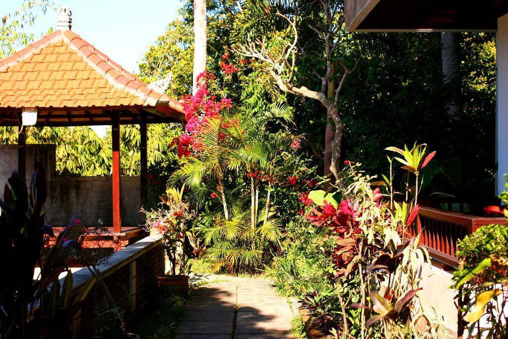 Puri Alam Bali Hotel มุนดุก ภายนอก รูปภาพ